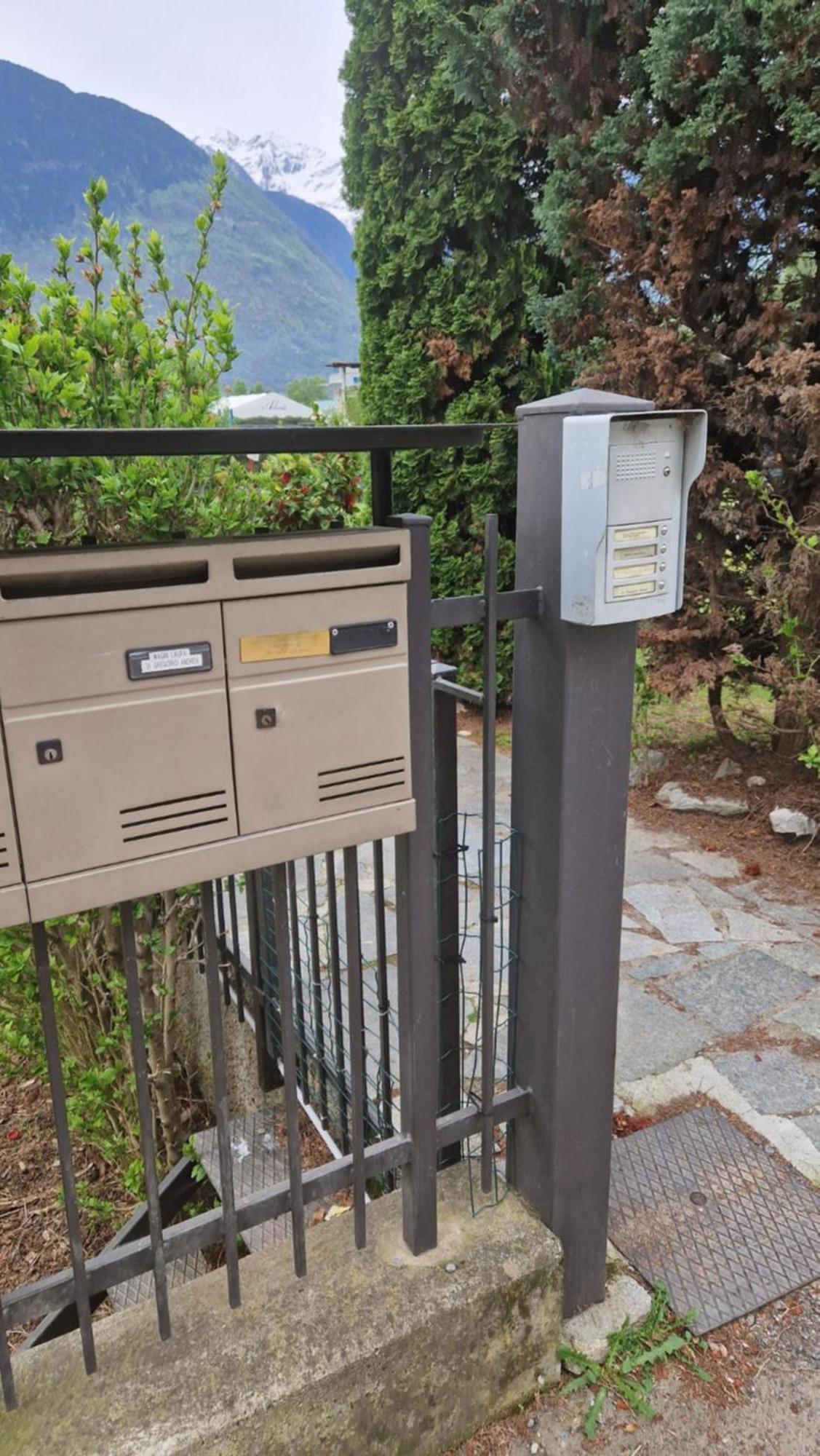 Casa Bat Lägenhet Mantello Exteriör bild